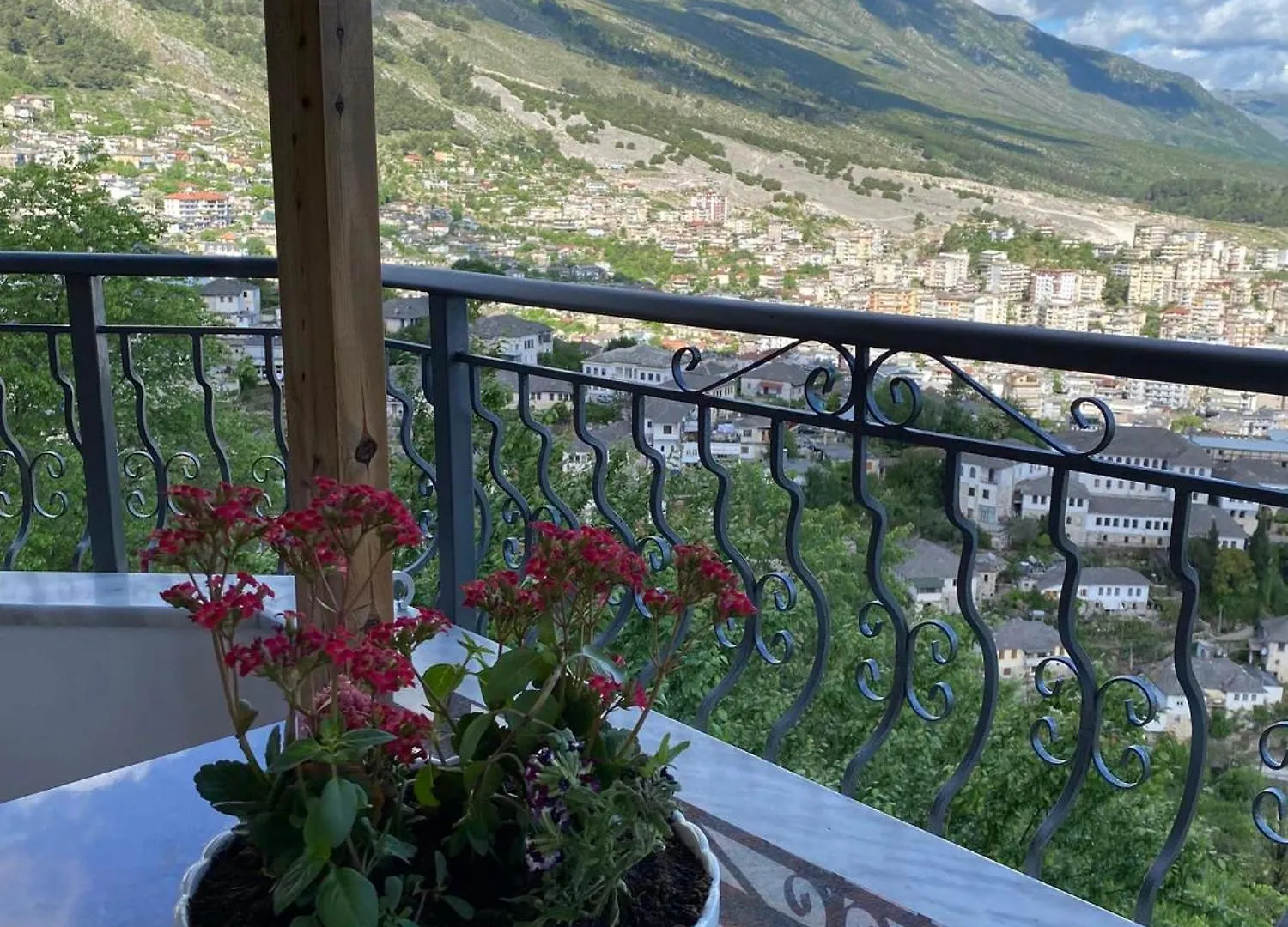 Guest House Persa Gjirokaster
